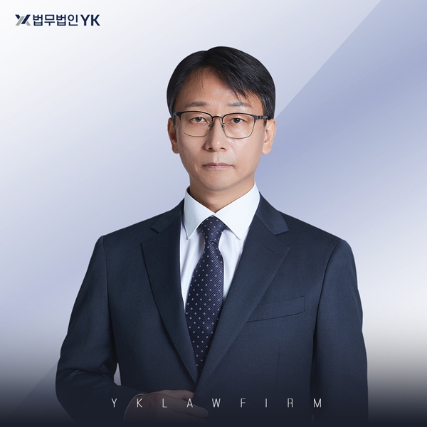 부장검사역임,검사역임 천기홍대표변호사